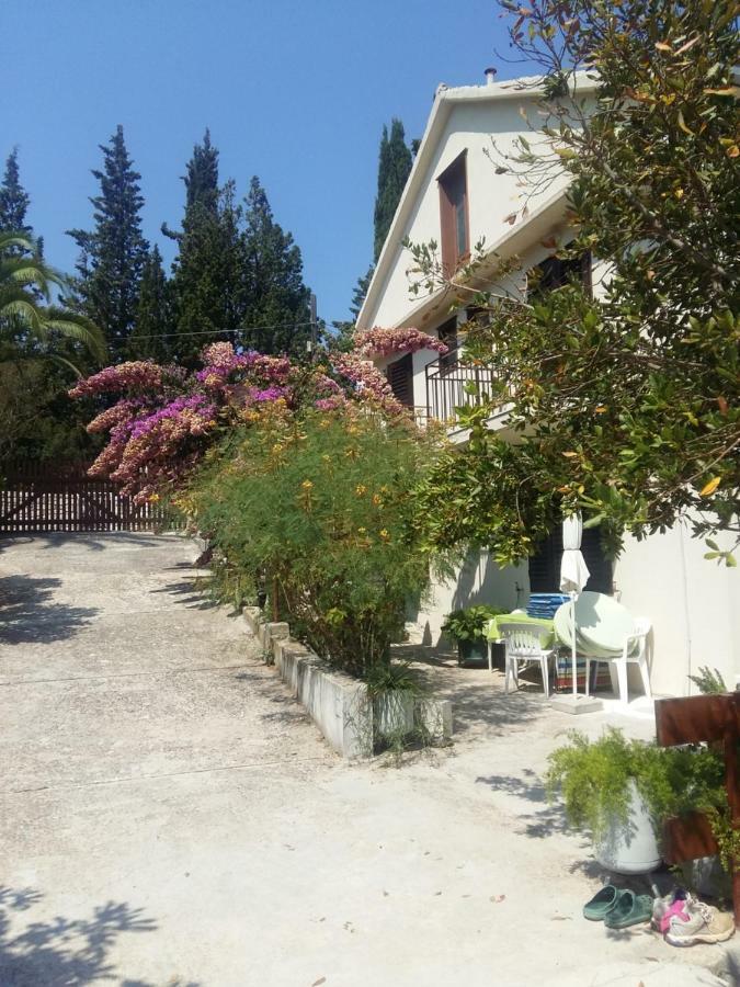 Manda Ljubetic Apartment Сутиван Екстериор снимка