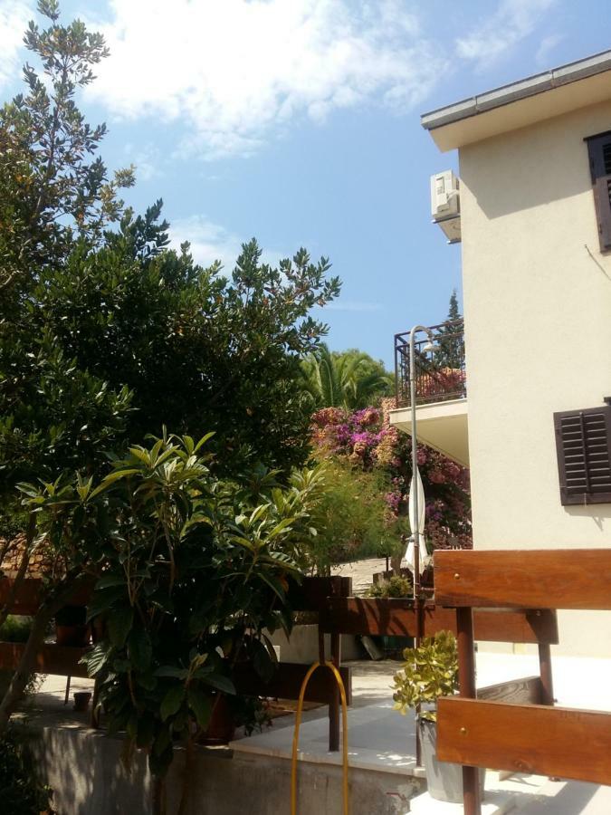 Manda Ljubetic Apartment Сутиван Екстериор снимка